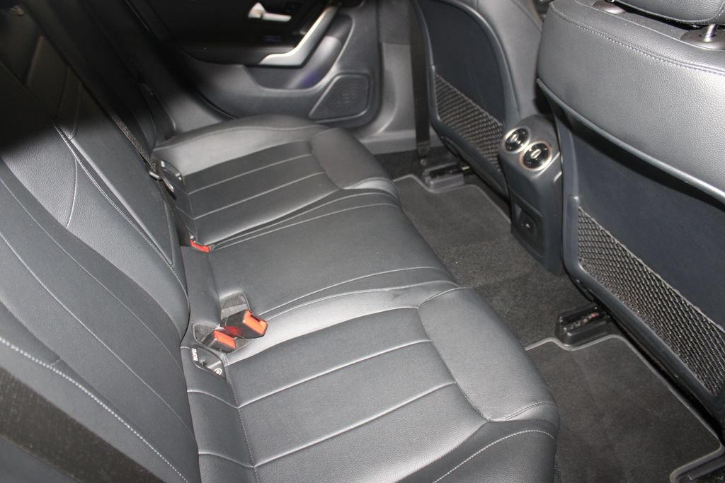 Used 2025 Mercedes-Benz CLA 250 image 26