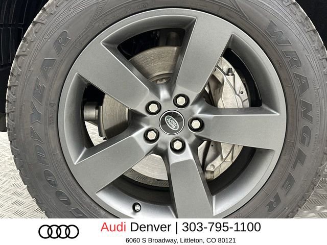 Used 2022 Land Rover Defender 110 X-Dynamic SE image 10