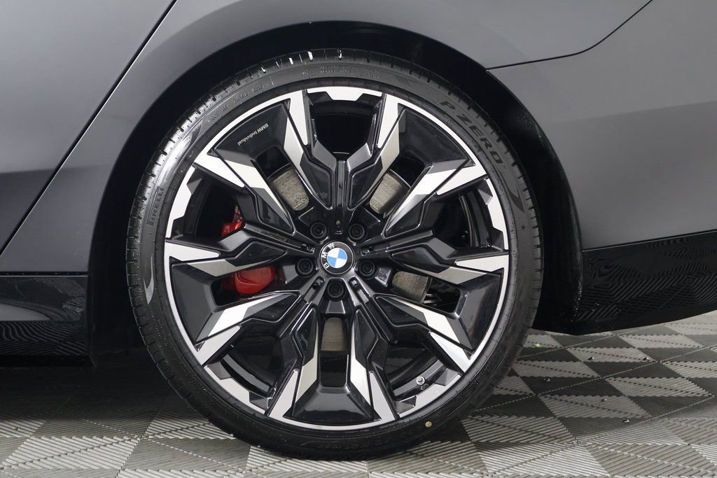 New 2026 BMW i5 eDrive40 image 10