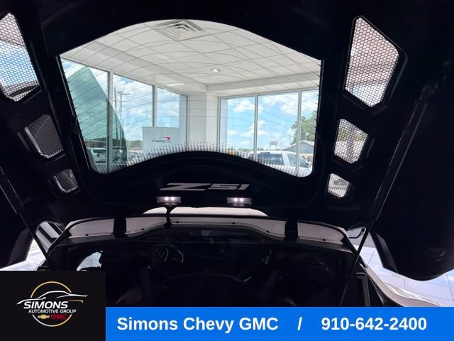 Used 2024 Chevrolet Corvette Stingray Preferred Cpe w/ Z51 Performance Package RWD image 29
