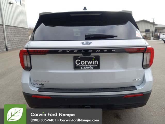 New 2026 Ford Explorer Active image 4