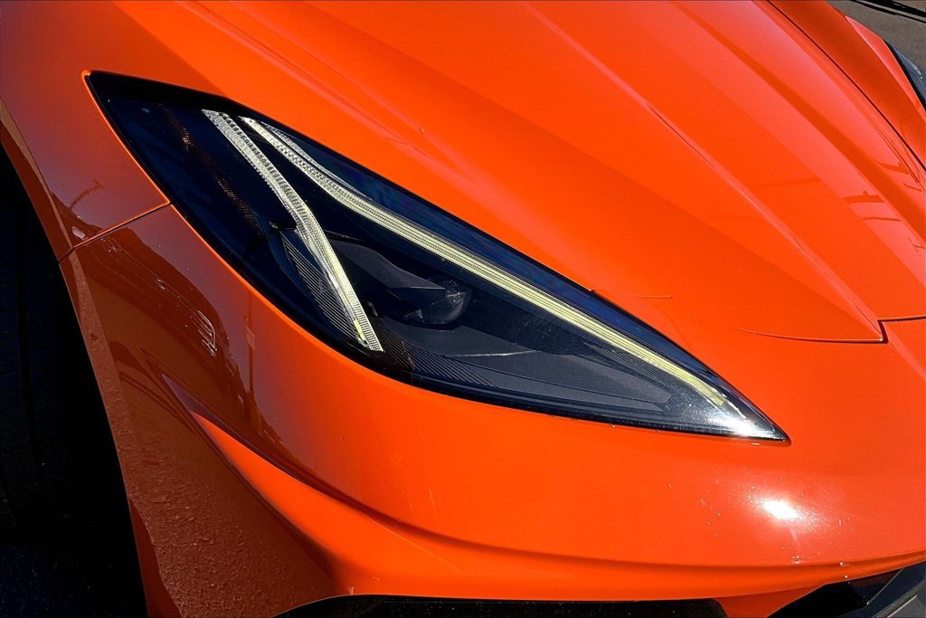 Used 2022 Chevrolet Corvette Stingray Premium Conv w/ Z51 Performance Package RWD image 29