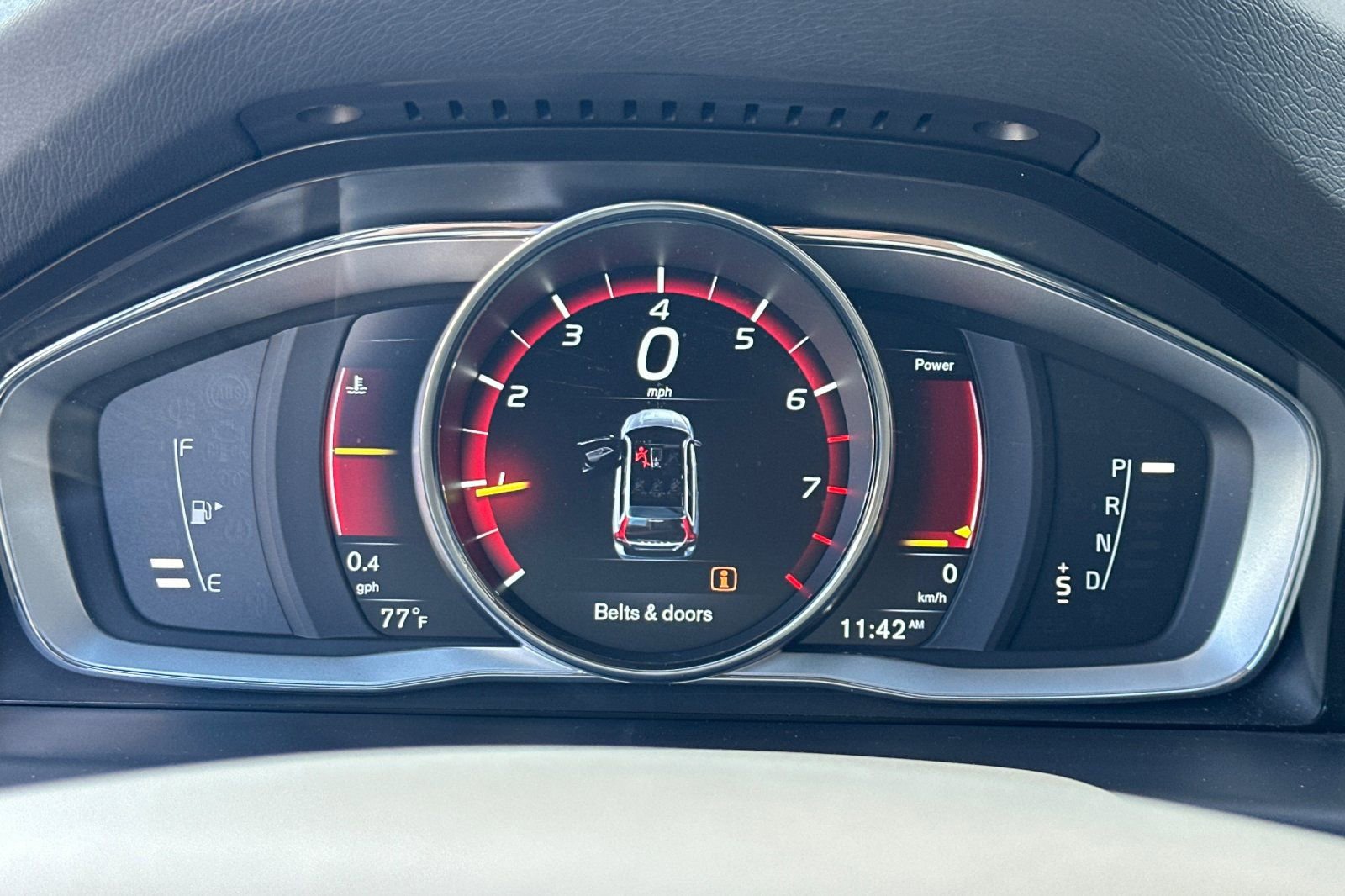 Used 2016 Volvo XC70 T5 Platinum w/ Protection Package image 26