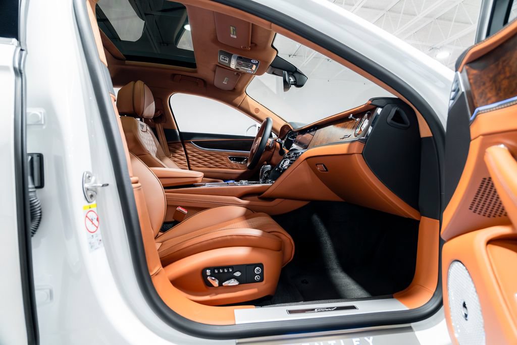 Used 2023 Bentley Flying Spur W12 AWD/4WD image 71