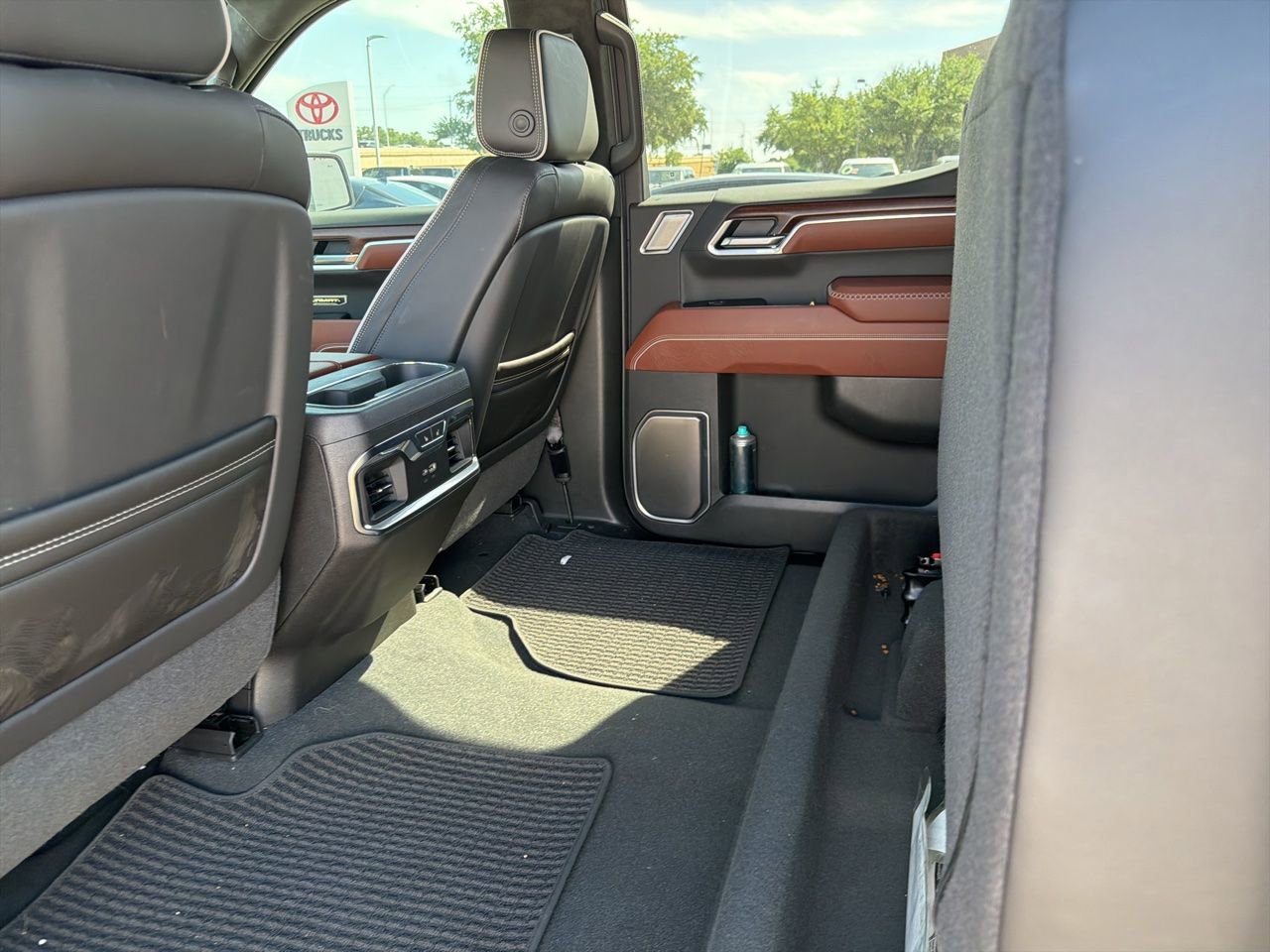 Used 2026 GMC Sierra 1500 Denali Ultimate AWD/4WD image 15