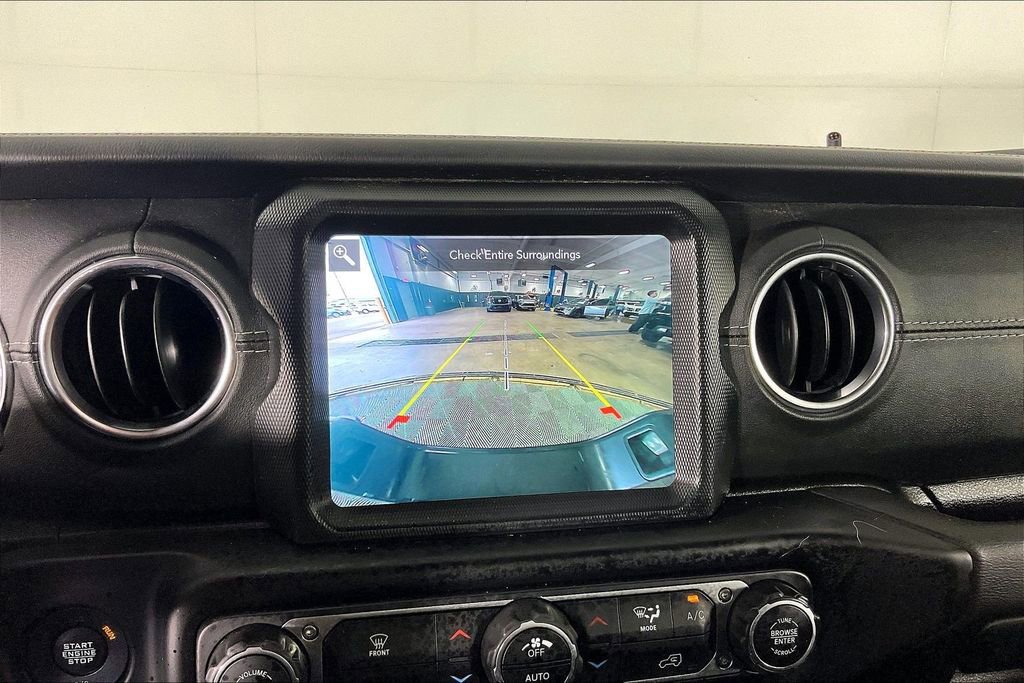 Used 2021 Jeep Gladiator Overland w/ Popular Equipment Package AWD/4WD image 29