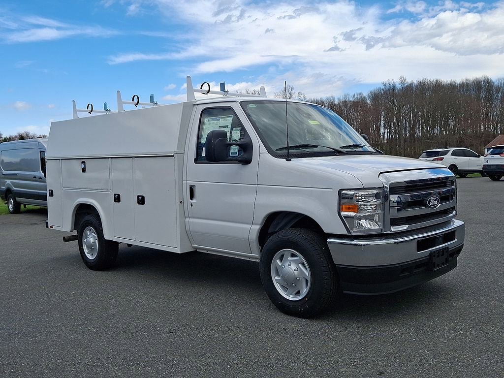 New 2026 Ford E-350 and Econoline 350 Super Duty w/ Power Equipment Group