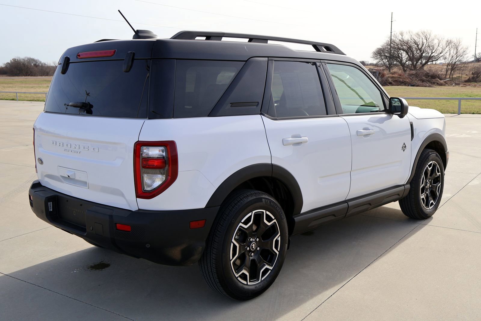 Used 2025 Ford Bronco Sport Outer Banks w/ Outer Banks Tech Package+ AWD/4WD image 7