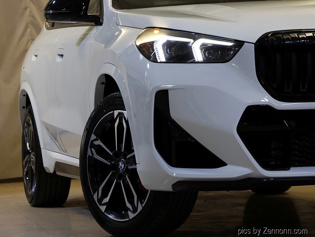 Used 2026 BMW X1 M35i w/ Technology Package image 4