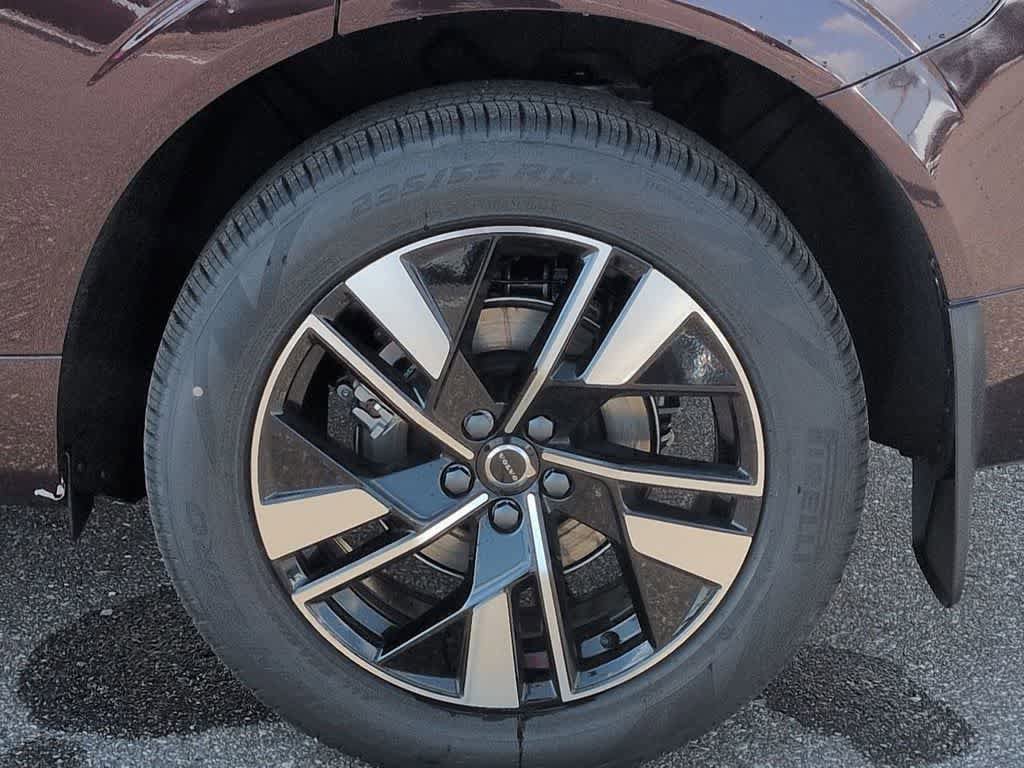 New 2026 Volvo XC60 B5 Core w/ Protection Package Premier AWD/4WD image 13