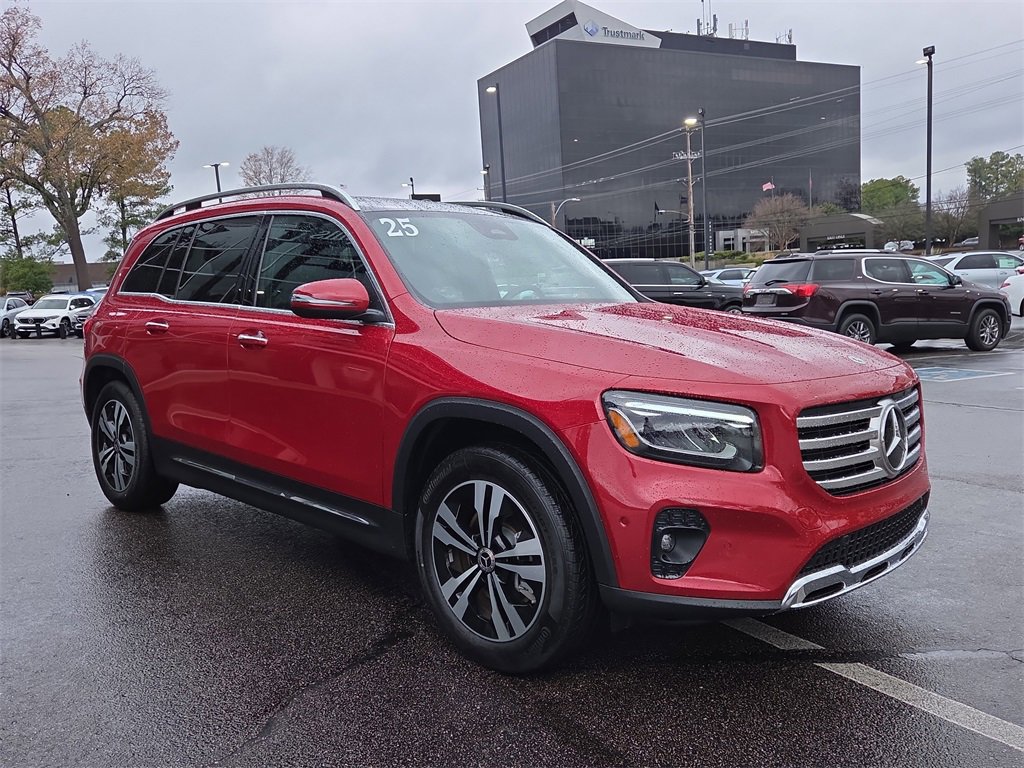 Certified 2025 Mercedes-Benz GLB 250 image 7