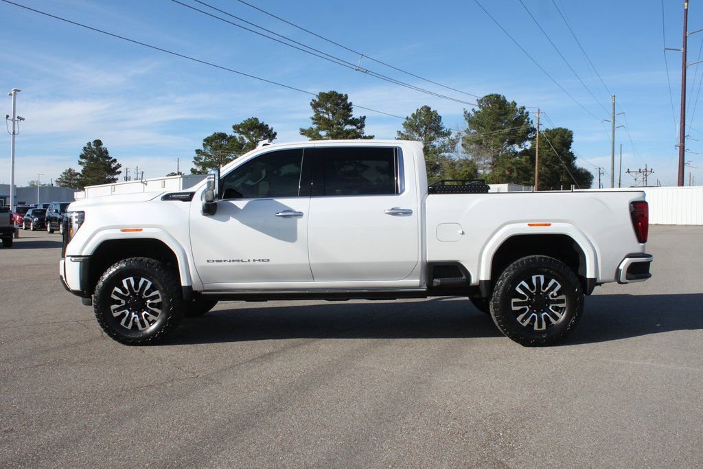 Used 2025 GMC Sierra 2500 Denali Ultimate image 5