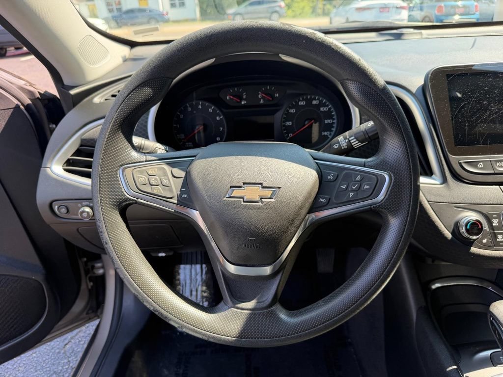 Used 2024 Chevrolet Malibu LT FWD image 32