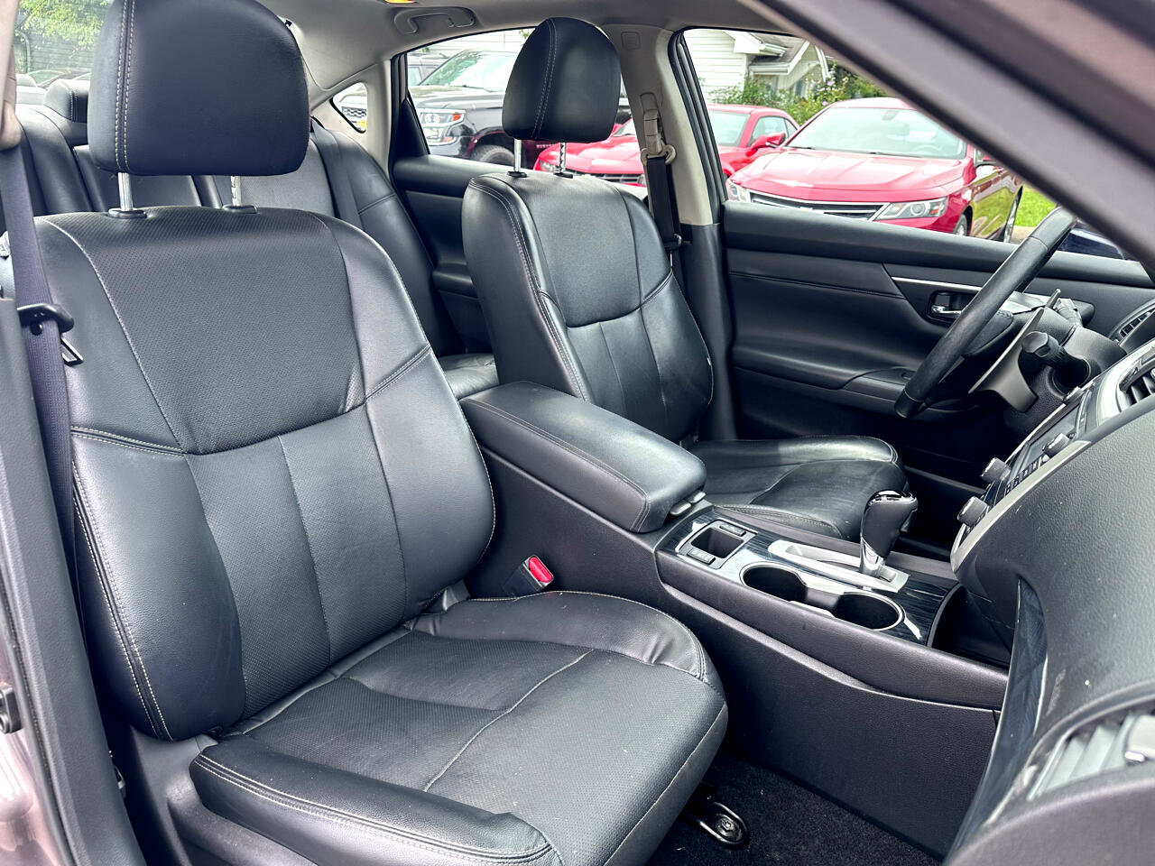 Used 2017 Nissan Altima 3.5 SL w/ 3.5SL Technology Package image 13