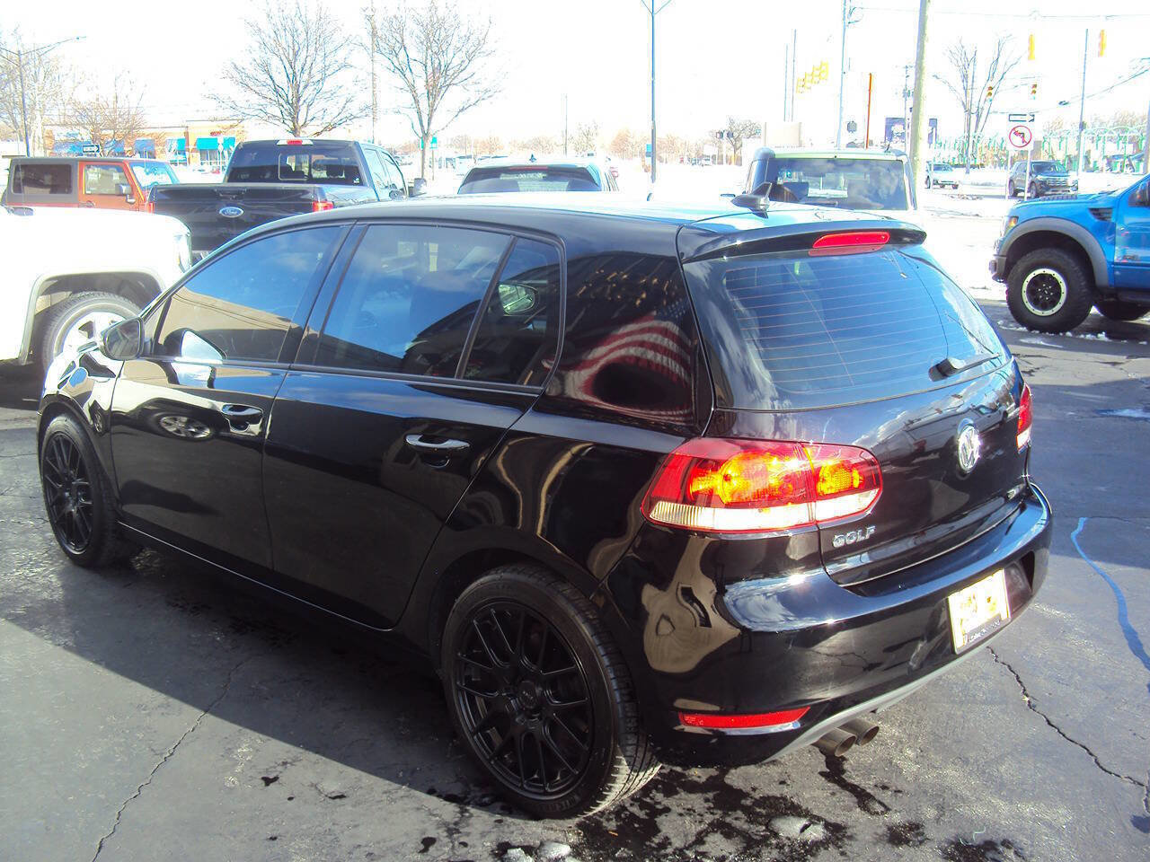 Used 2013 Volkswagen Golf 4-Door image 5