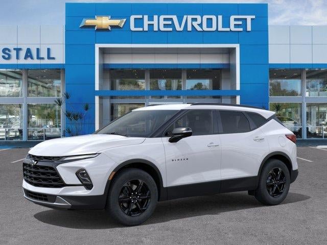 New 2026 Chevrolet Blazer LT w/ Midnight/Sport Edition FWD image 2