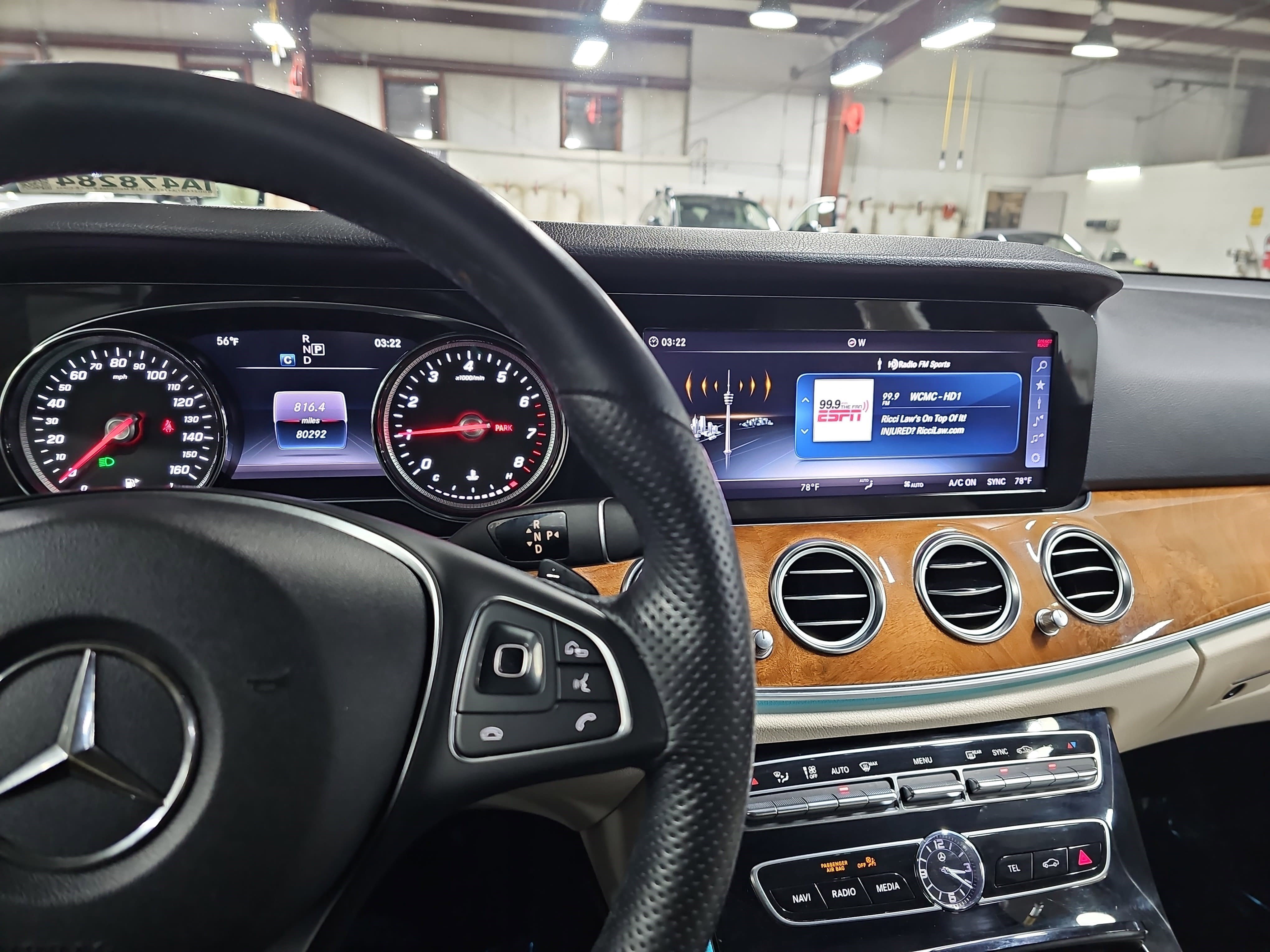 Used 2018 Mercedes-Benz E 300 image 20