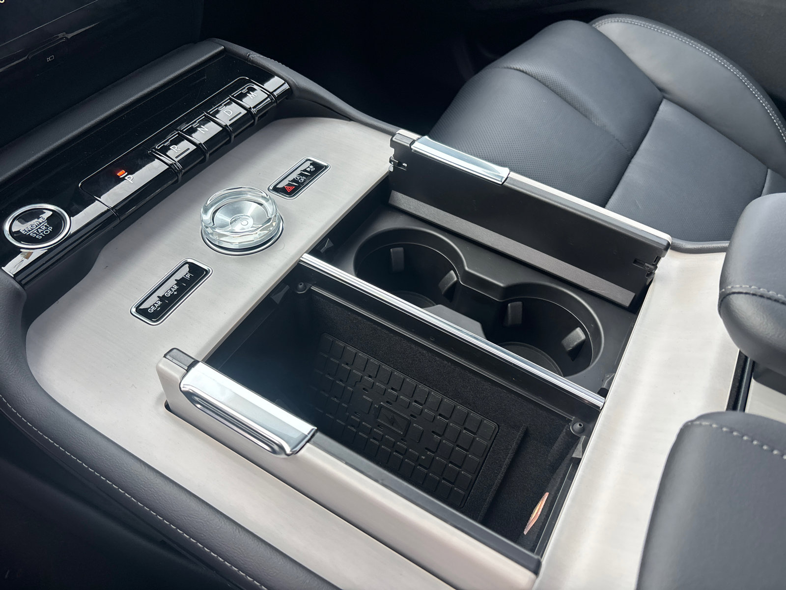 New 2026 Lincoln Navigator Reserve w/ Jet Appearance Package image 23