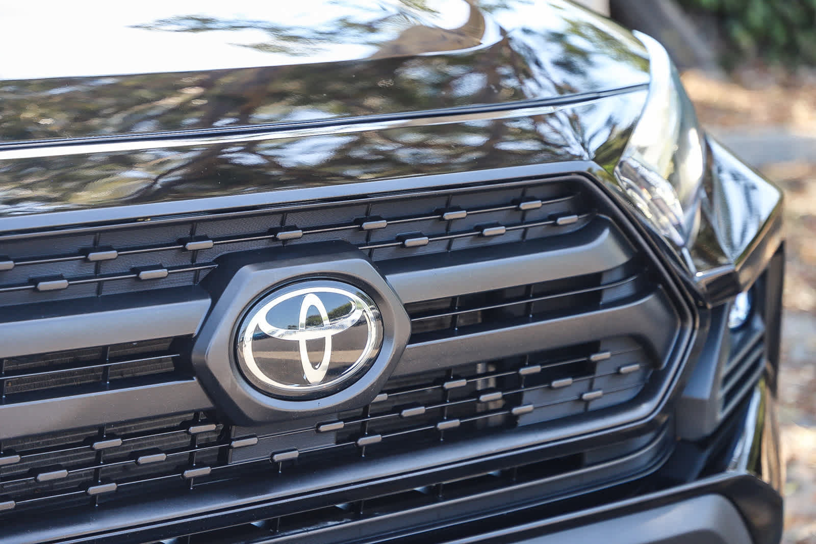 Used 2024 Toyota RAV4 Adventure AWD/4WD image 5
