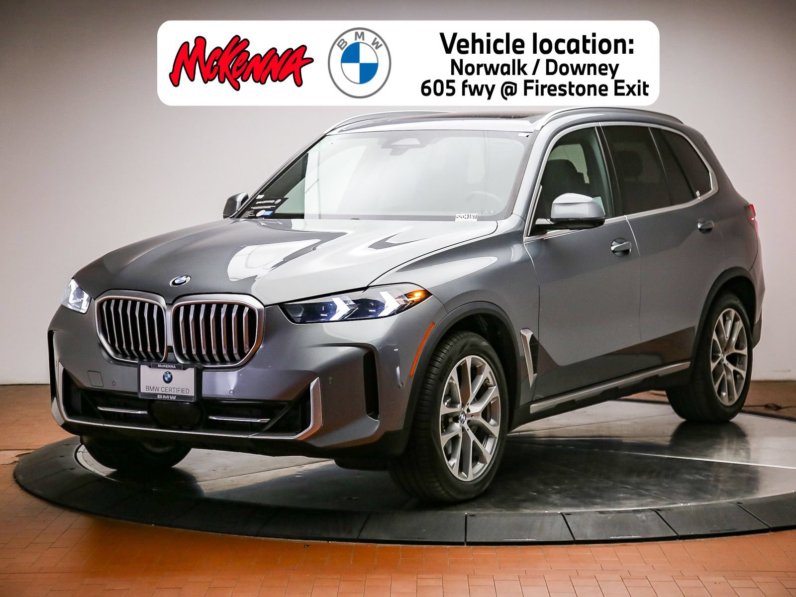 Certified 2024 BMW X5 sDrive40i w/ Parking Assistance Package RWD image 1