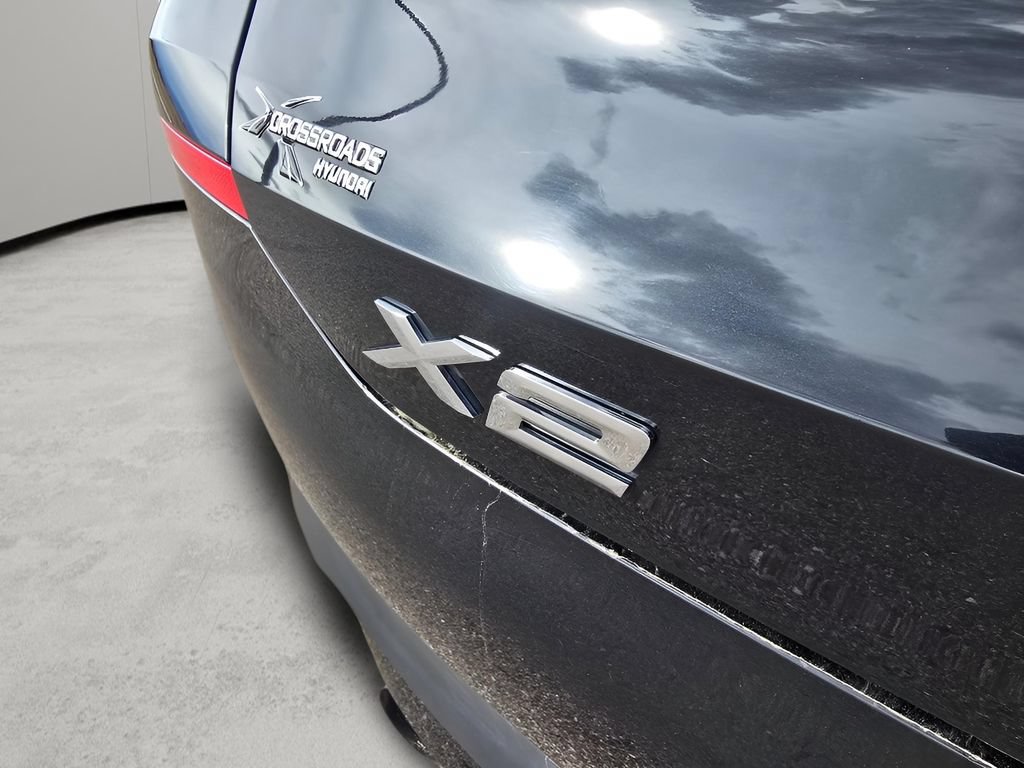 Used 2023 BMW X2 xDrive28i w/ Convenience Package AWD/4WD image 12