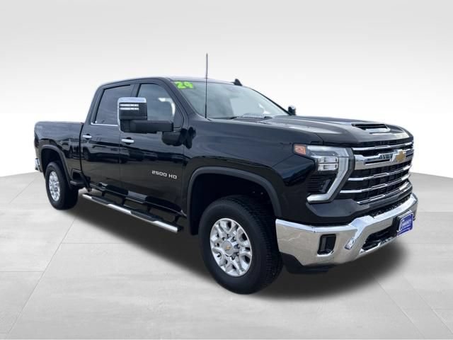 Used 2024 Chevrolet Silverado 2500 LTZ AWD/4WD image 9