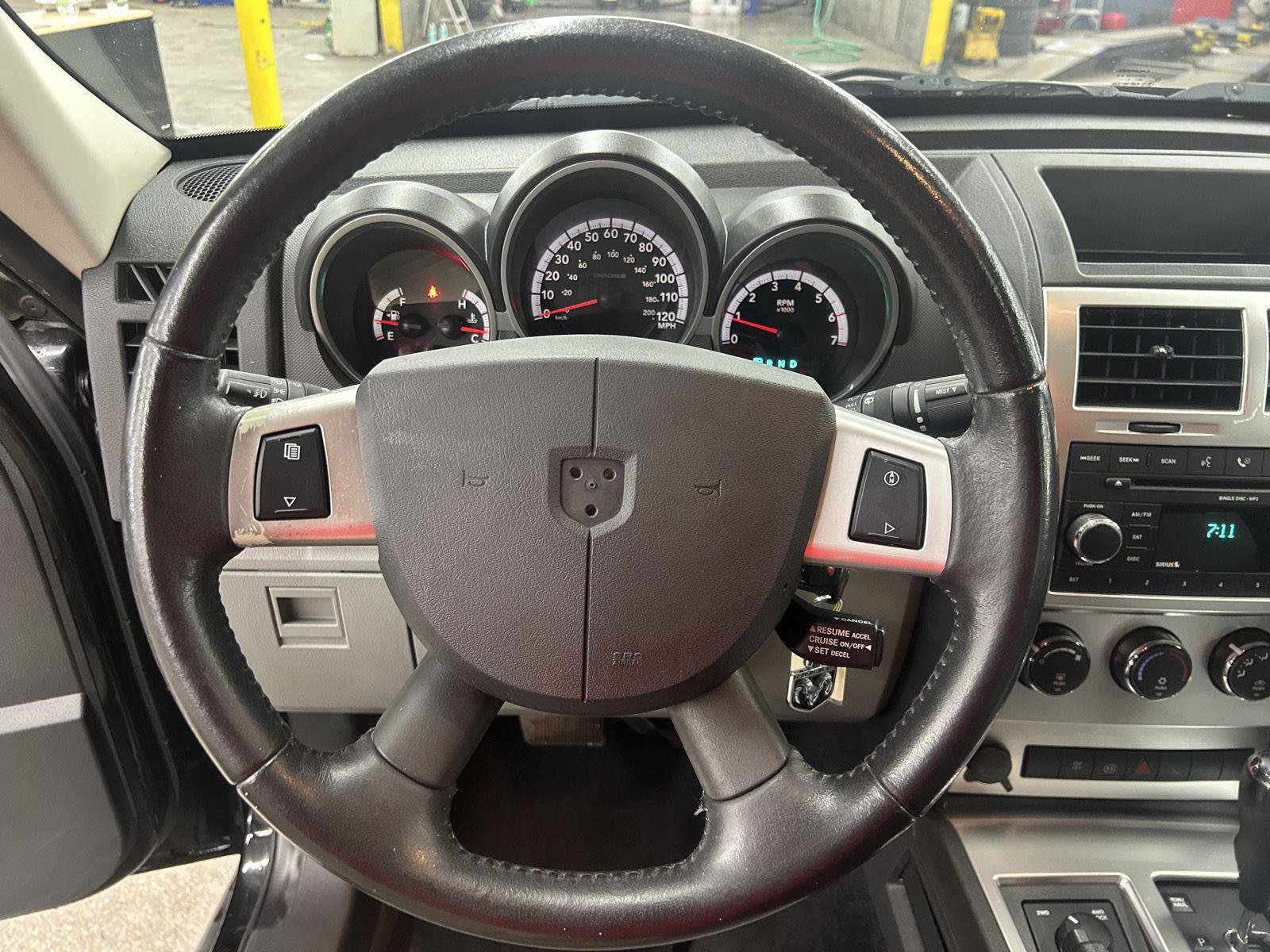 Used 2007 Dodge Nitro SLT image 14