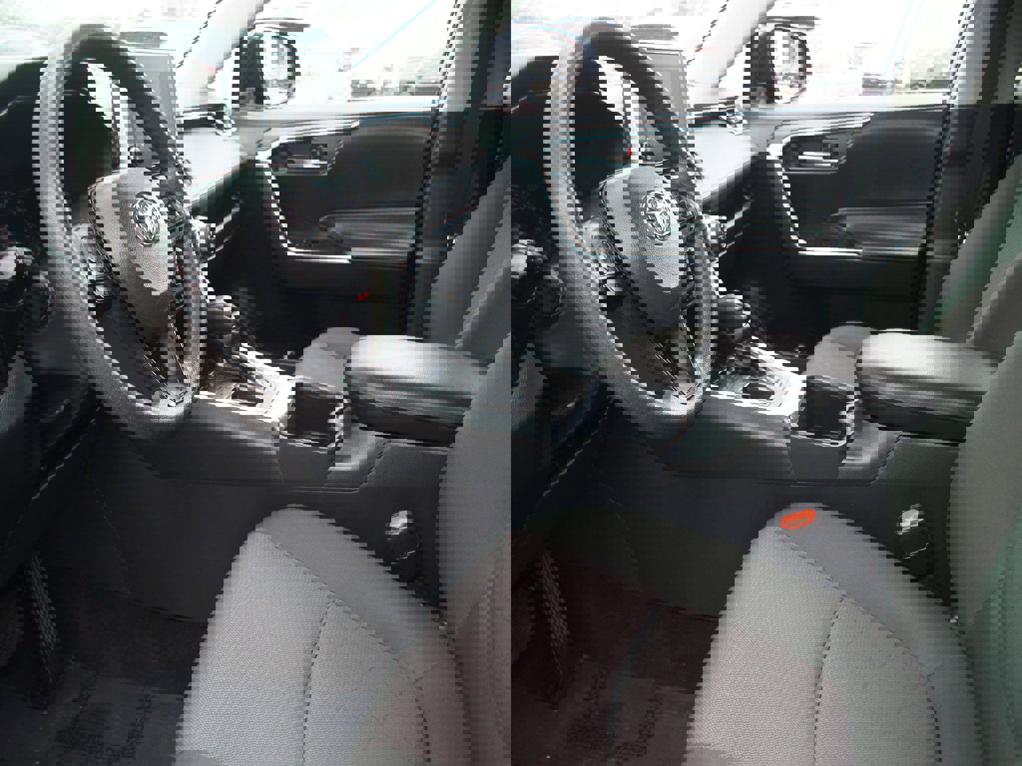 Used 2023 Toyota RAV4 XLE image 12