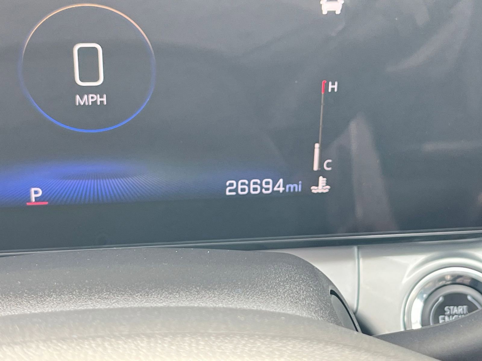 Used 2025 Chevrolet Trax LT w/ LT Convenience Package image 39