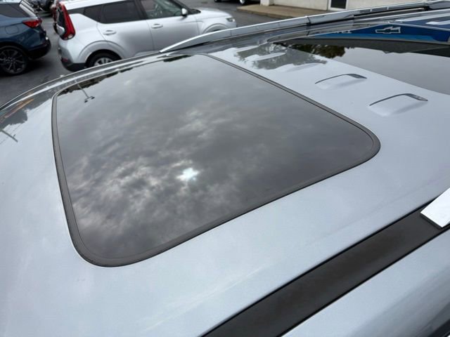 Used 2020 Chevrolet Traverse High Country image 9