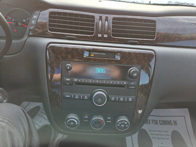 Used 2016 Chevrolet Impala Limited LS image 23