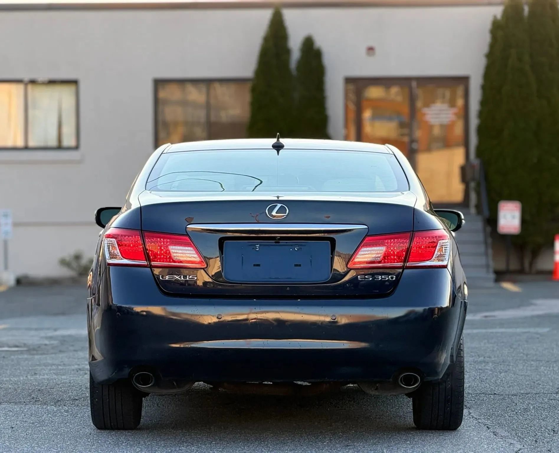Used 2010 Lexus ES 350 FWD image 8