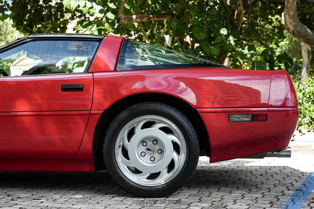 Used 1992 Chevrolet Corvette ZR-1 RWD image 4