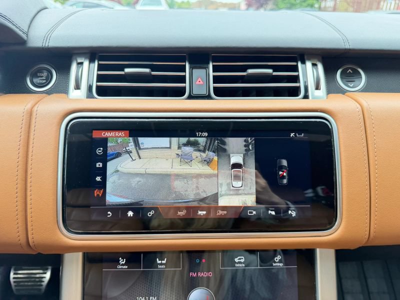 Used 2020 Land Rover Range Rover Autobiography AWD/4WD image 24