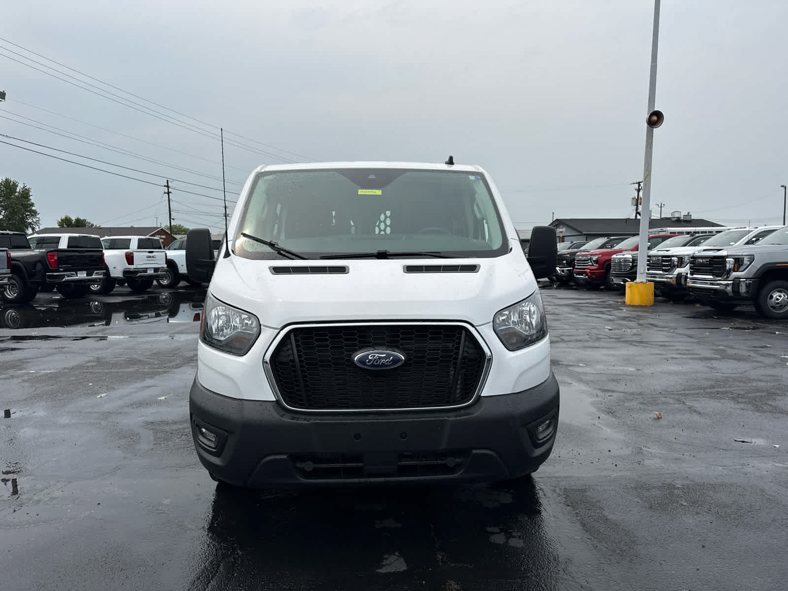 Used 2025 Ford Transit 250 Low Roof w/ Exterior Upgrade Package RWD image 8