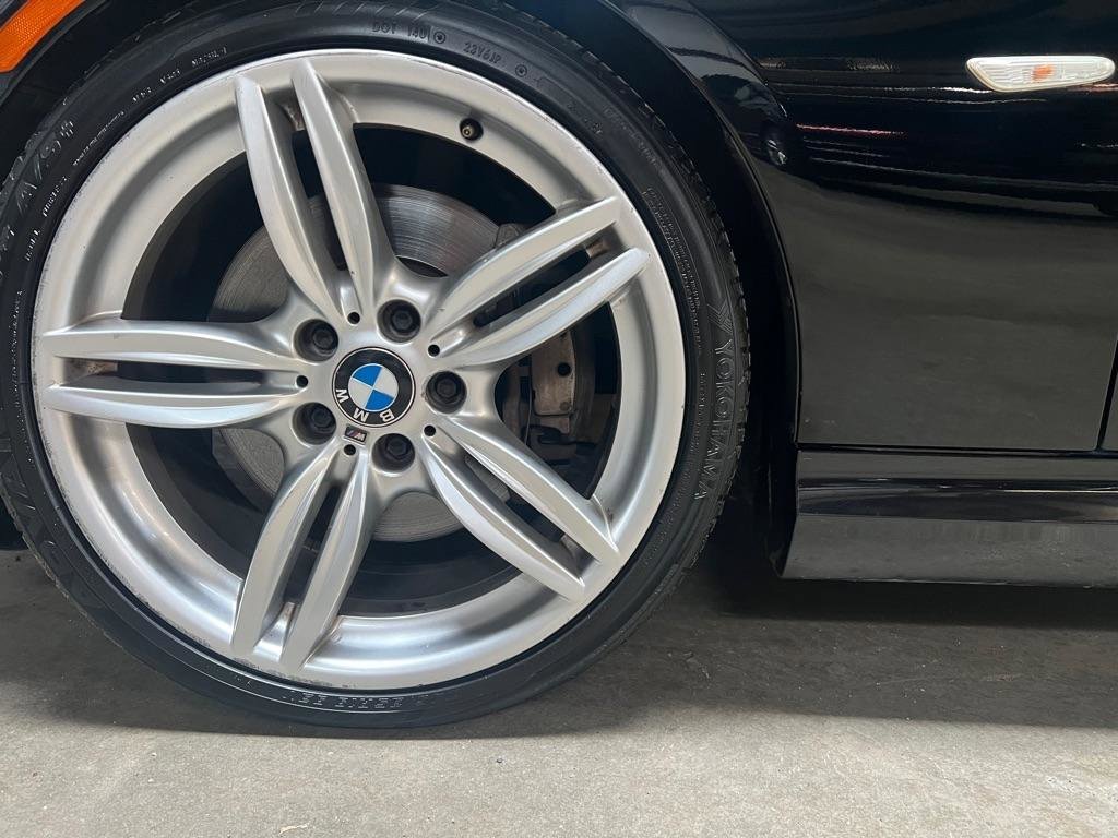 Used 2010 BMW 335i Sedan image 15