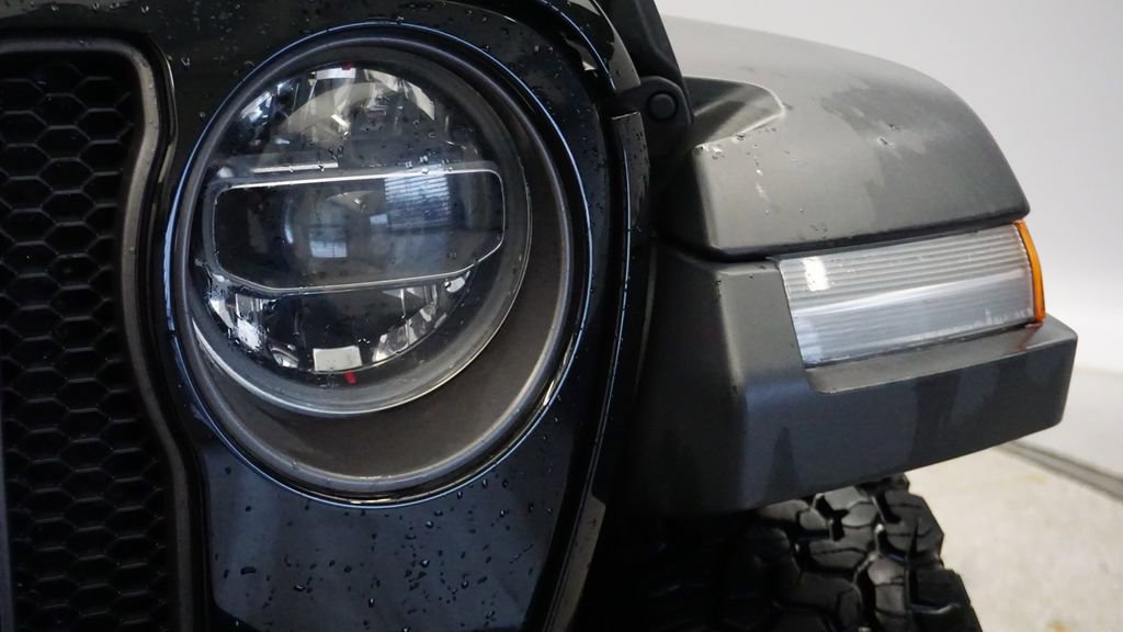 Used 2018 Jeep Wrangler Unlimited Rubicon image 9