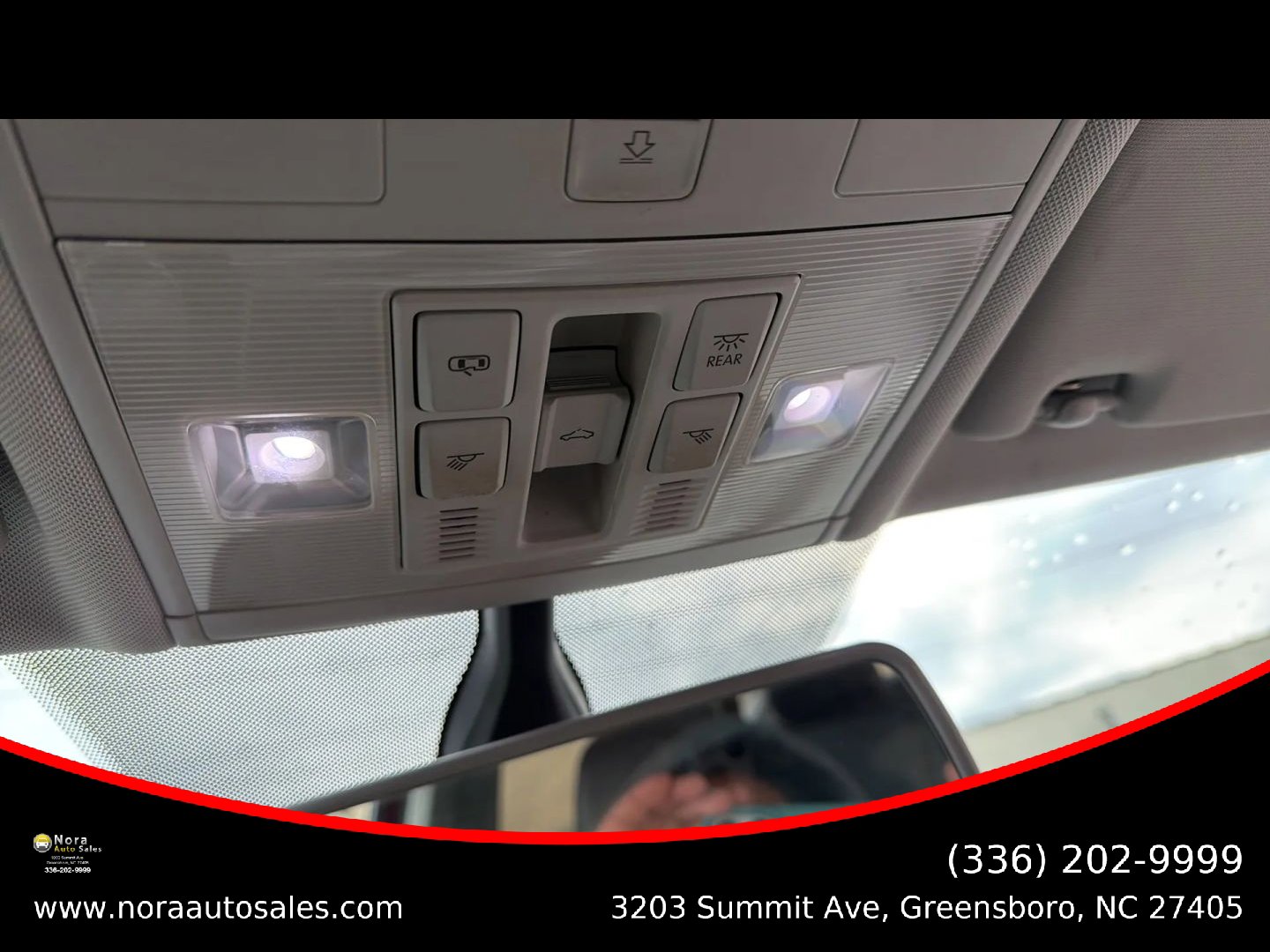 Used 2018 Volkswagen Tiguan SEL FWD image 39