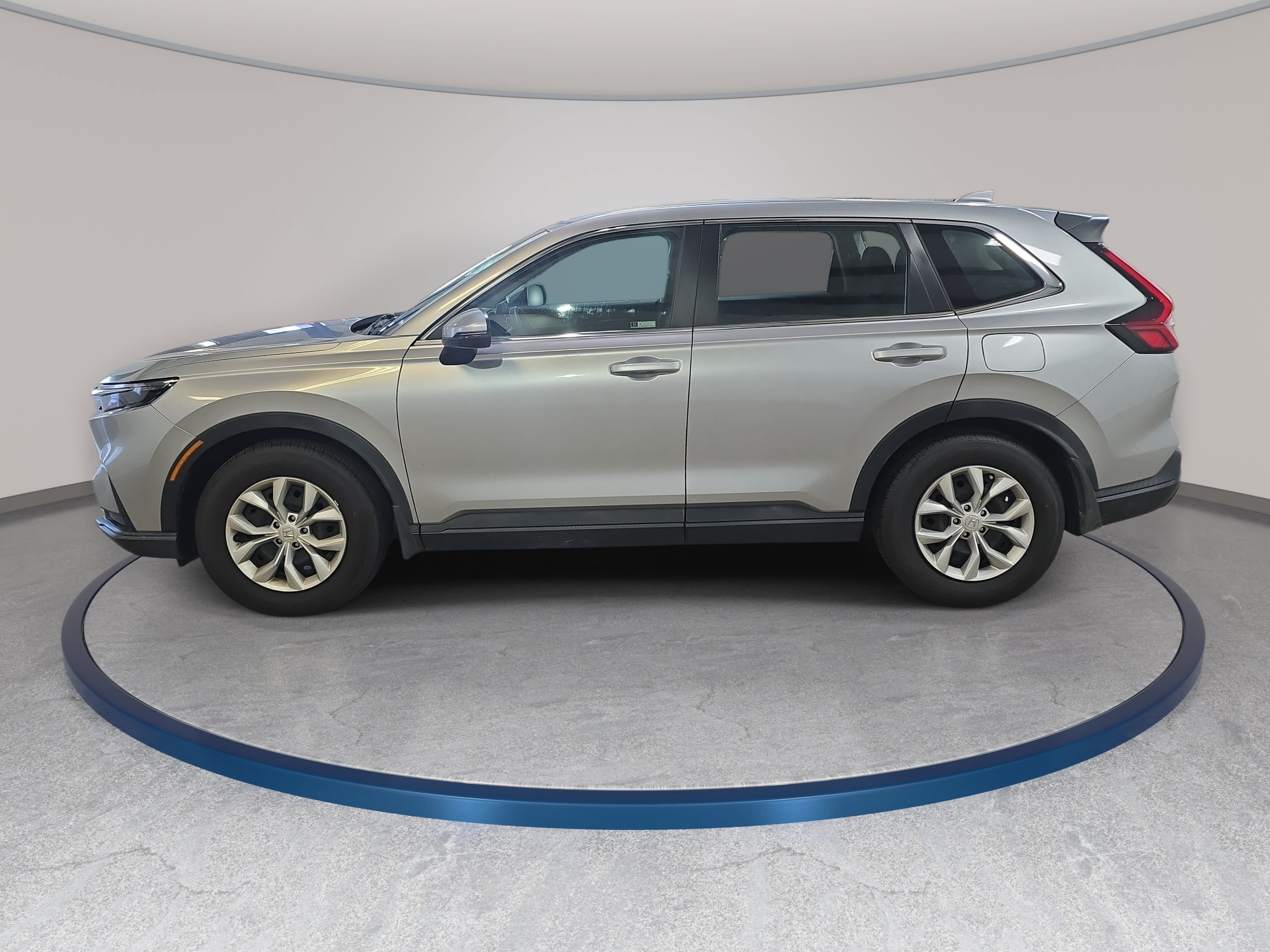 Used 2024 Honda CR-V LX image 9