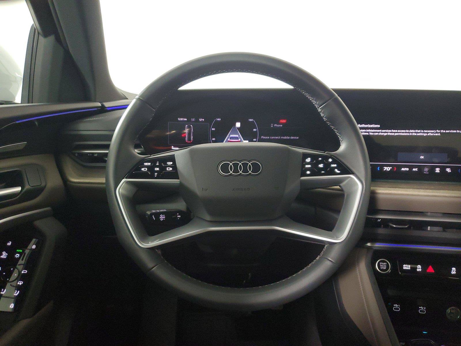 Used 2025 Audi Q5 Premium Plus w/ Premium Plus AWD/4WD image 16
