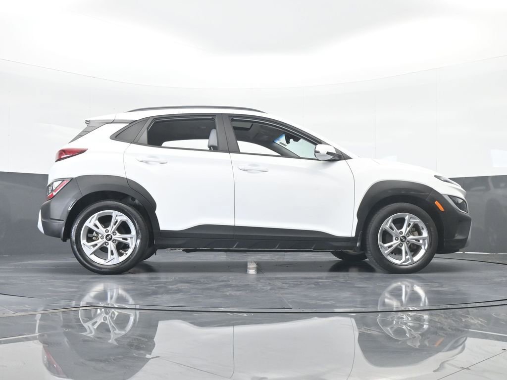 Used 2022 Hyundai Kona SEL w/ Convenience Package image 60