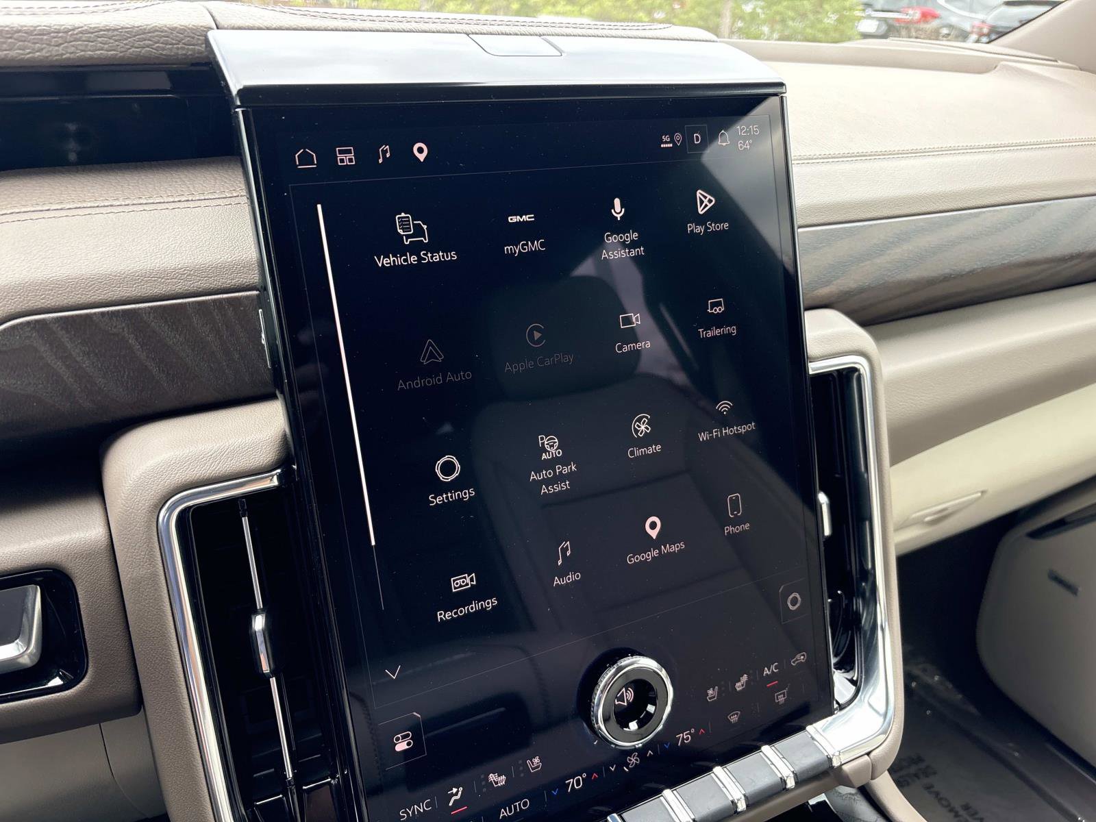 Used 2026 GMC Yukon XL Denali w/ Denali Reserve Package image 24