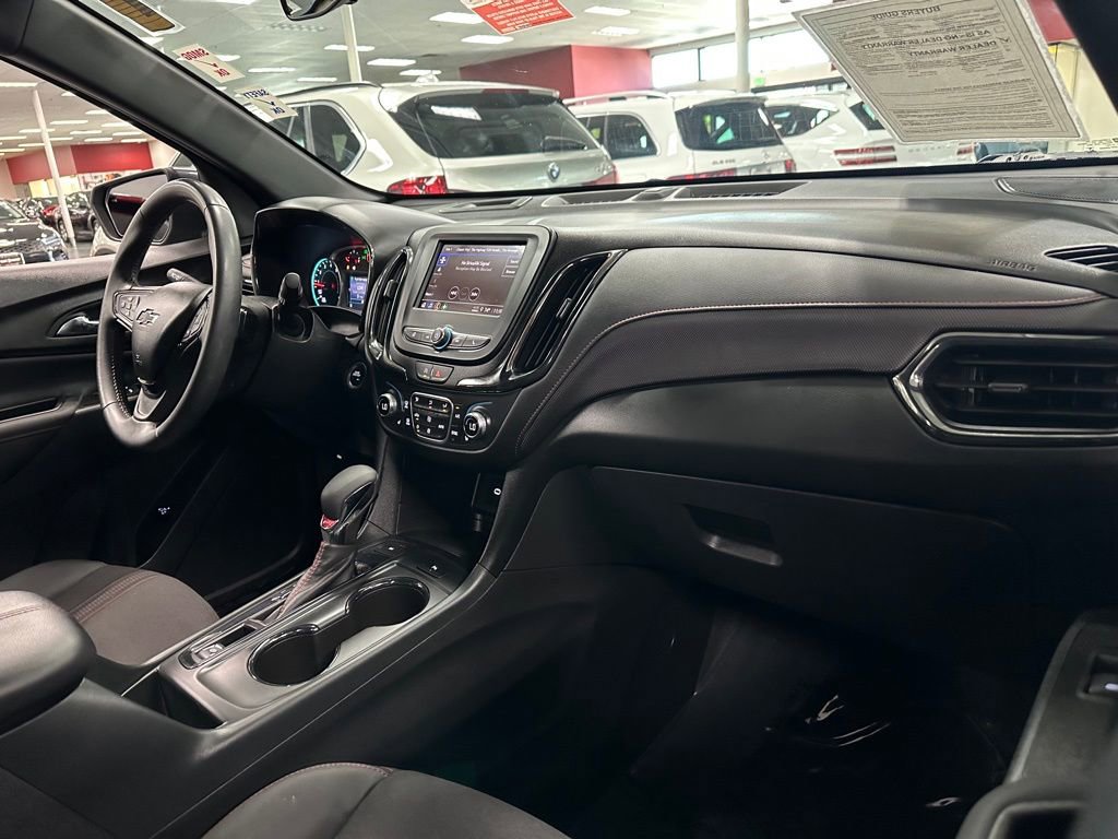 Used 2022 Chevrolet Equinox RS image 32