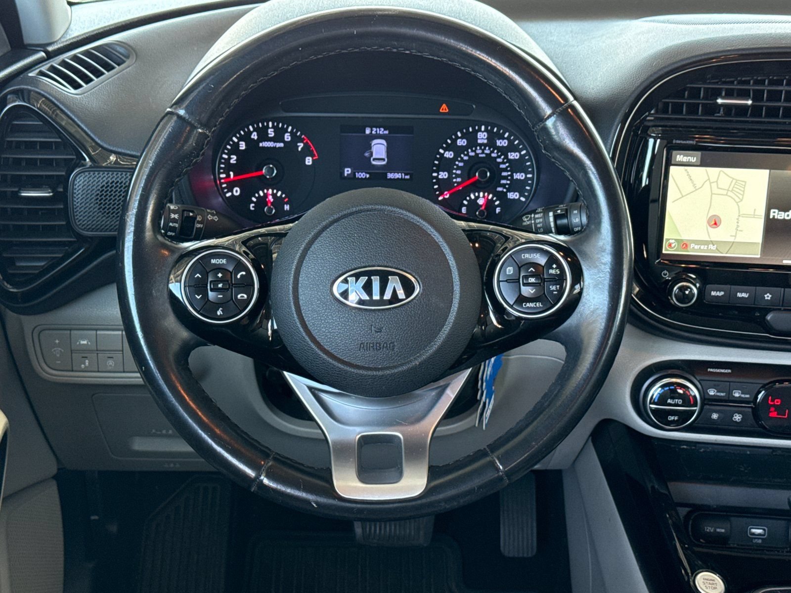 Used 2020 Kia Soul EX FWD image 14