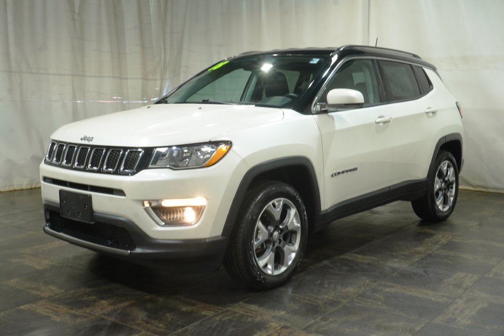 Used 2018 Jeep Compass Limited w/ Safe & Security Group AWD/4WD image 2