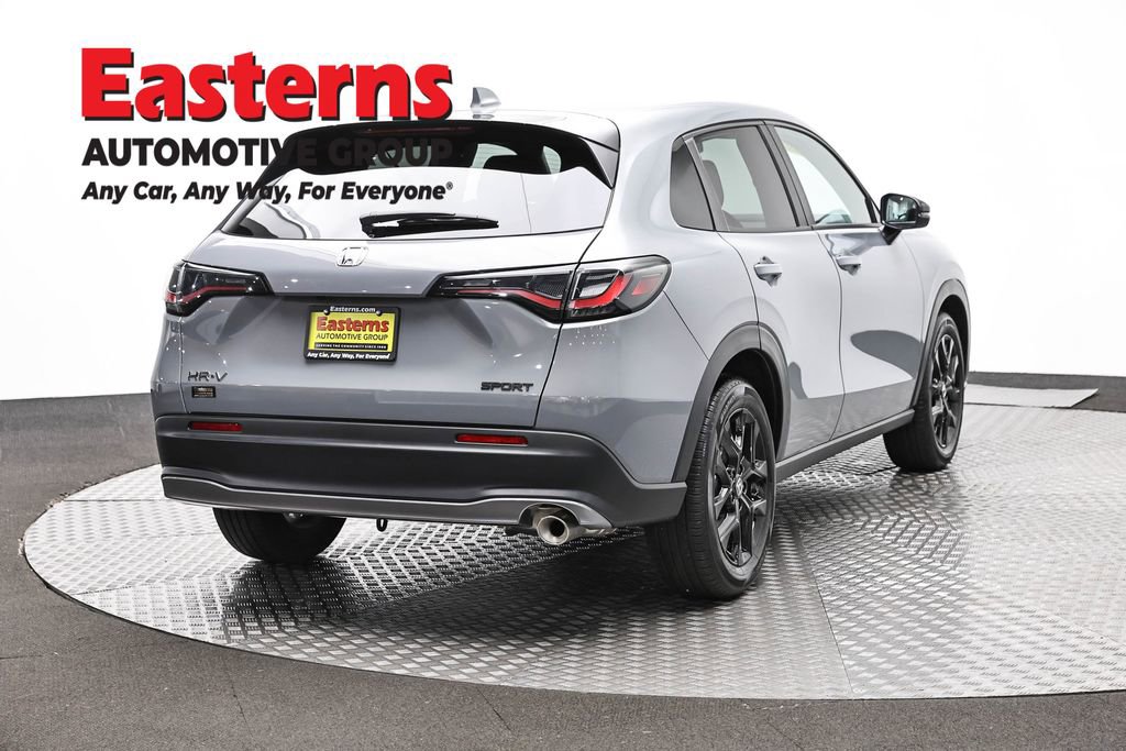 Used 2025 Honda HR-V Sport image 5
