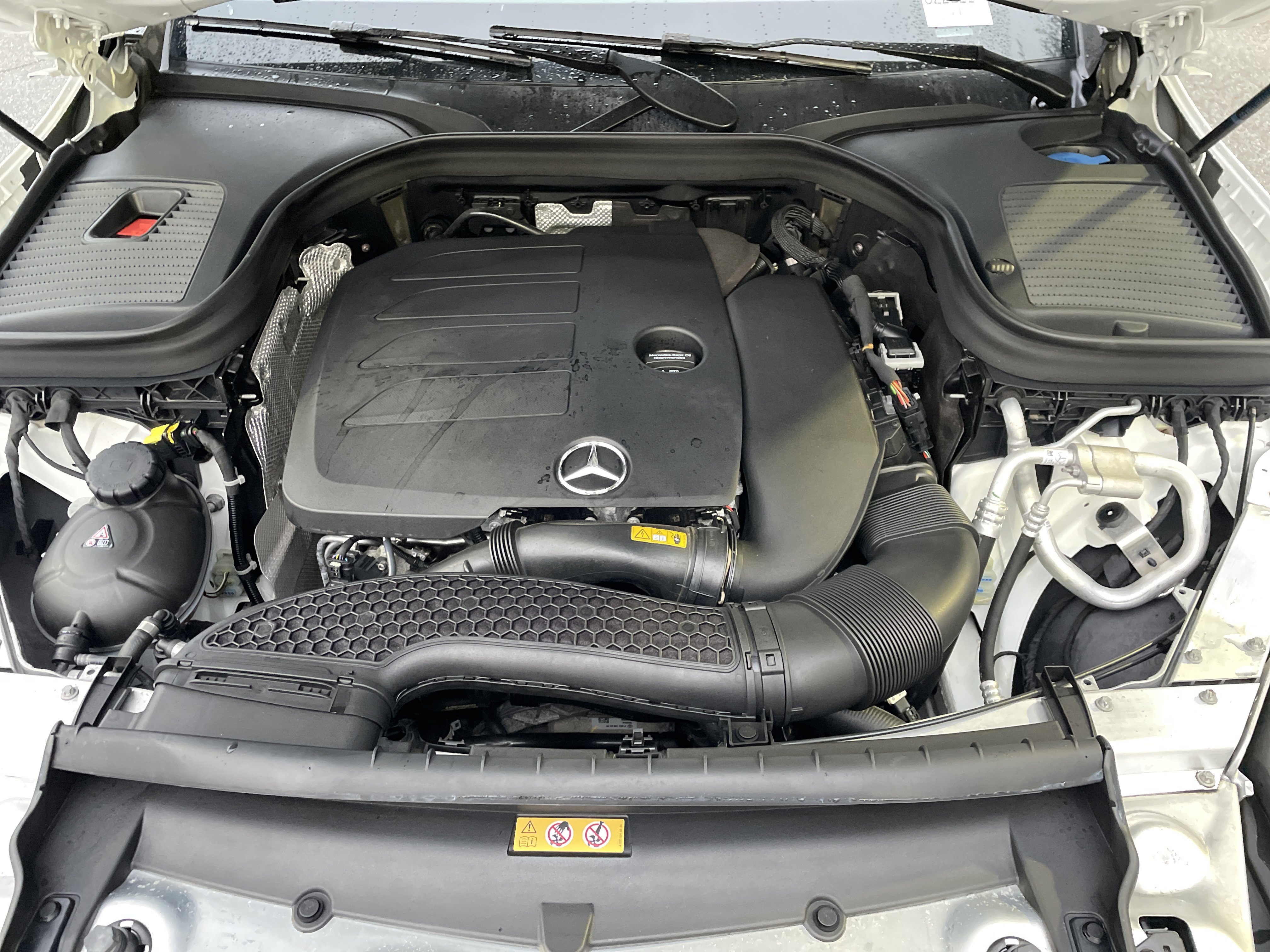 Certified 2022 Mercedes-Benz GLC 300 4MATIC w/ Driver Assistance Package image 51