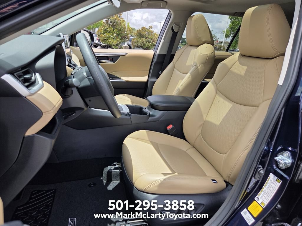 Certified 2025 Toyota RAV4 XLE w/ Convenience Package AWD/4WD image 9