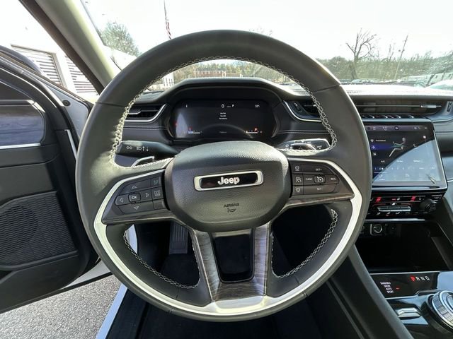 Certified 2023 Jeep Grand Cherokee Limited AWD/4WD image 18