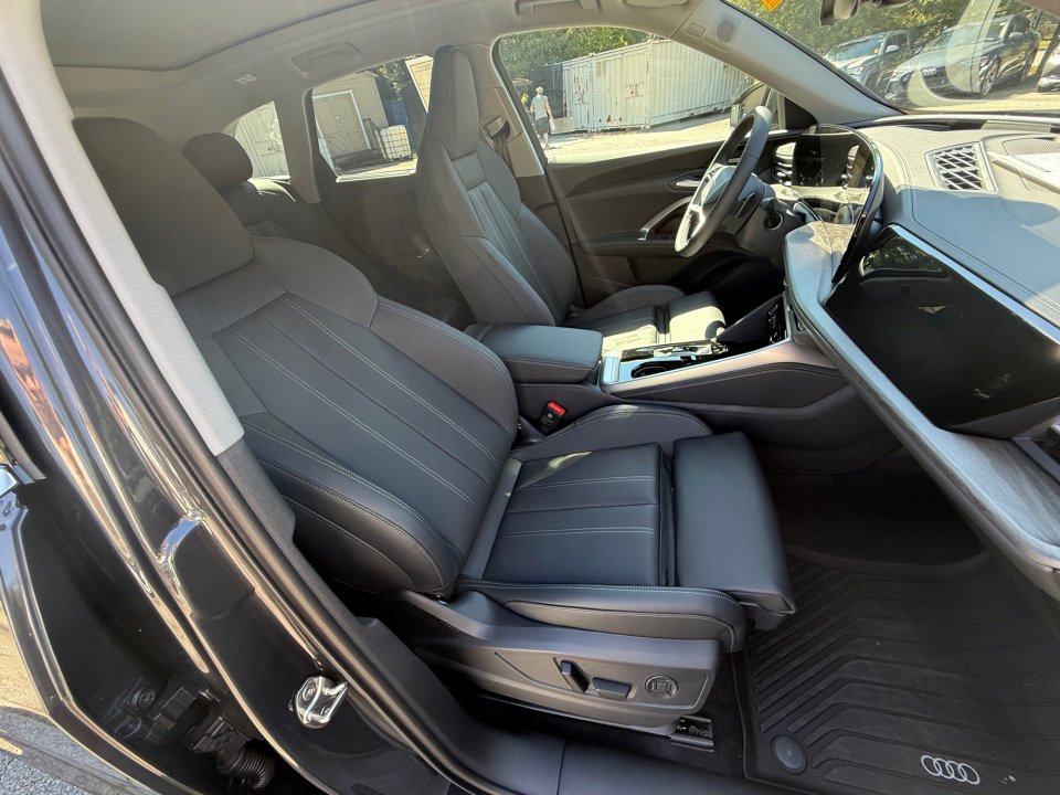 New 2025 Audi Q5 Premium Plus image 28